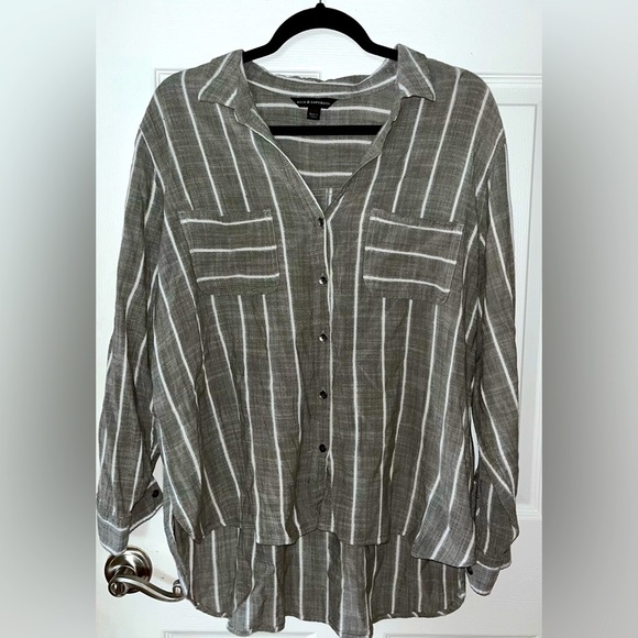 Rock & Republic Gray and White Striped Button Up Shirt XXL - Picture 1 of 3